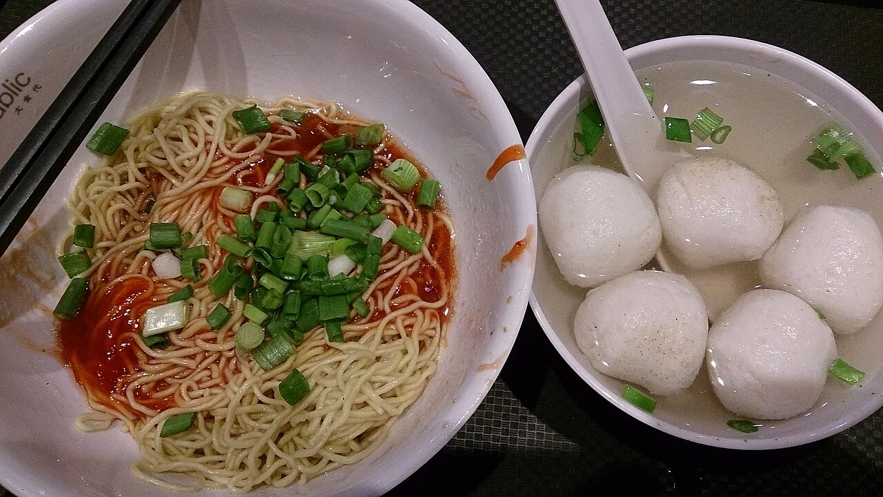 Fish ball noodles — Photographed in Singapore