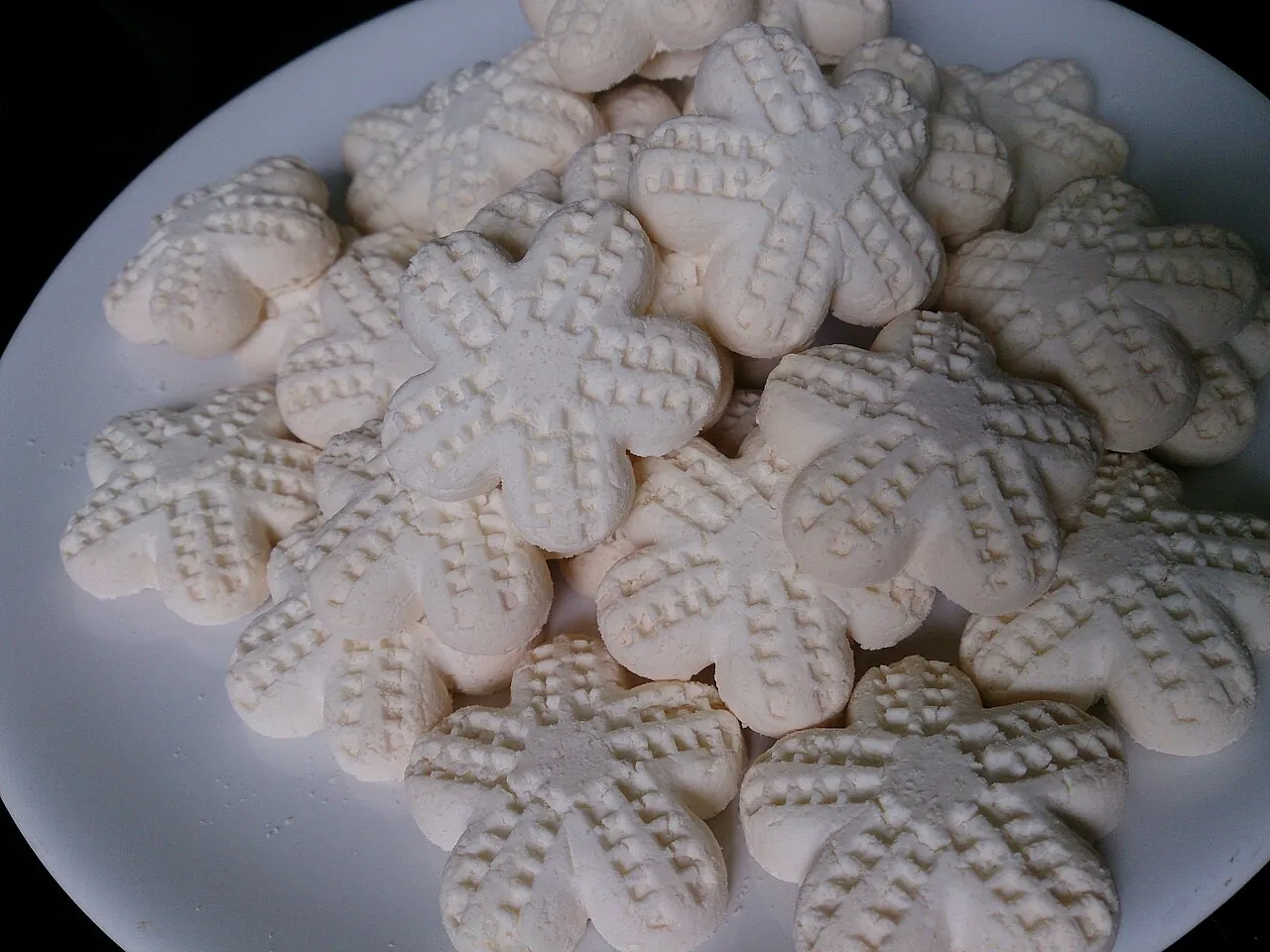 Kueh bangkit — Photo location not recorded