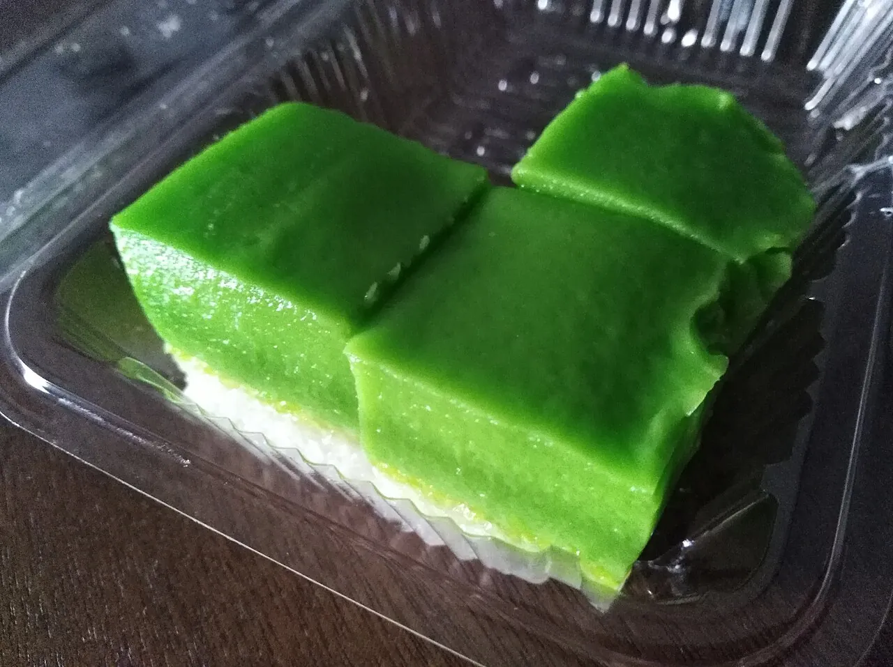 Kueh salat — Photo from Malaysia