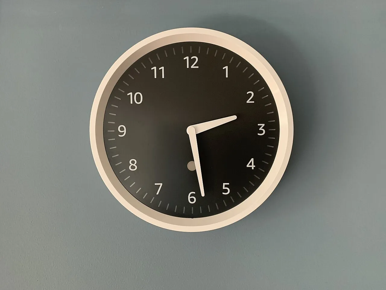 Clock ticking — Photo from China